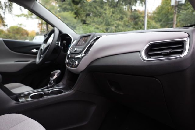 Certified 2022 Chevrolet Equinox LS w/ LS Convenience Package image 38