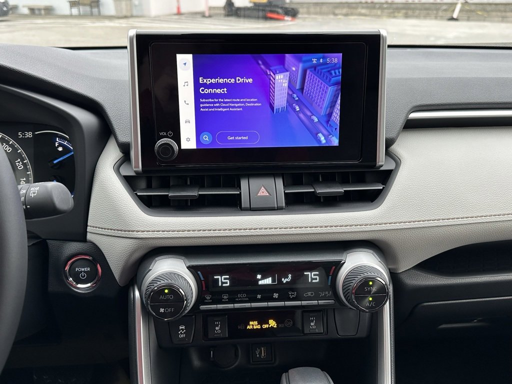 New 2025 Toyota RAV4 XLE image 31