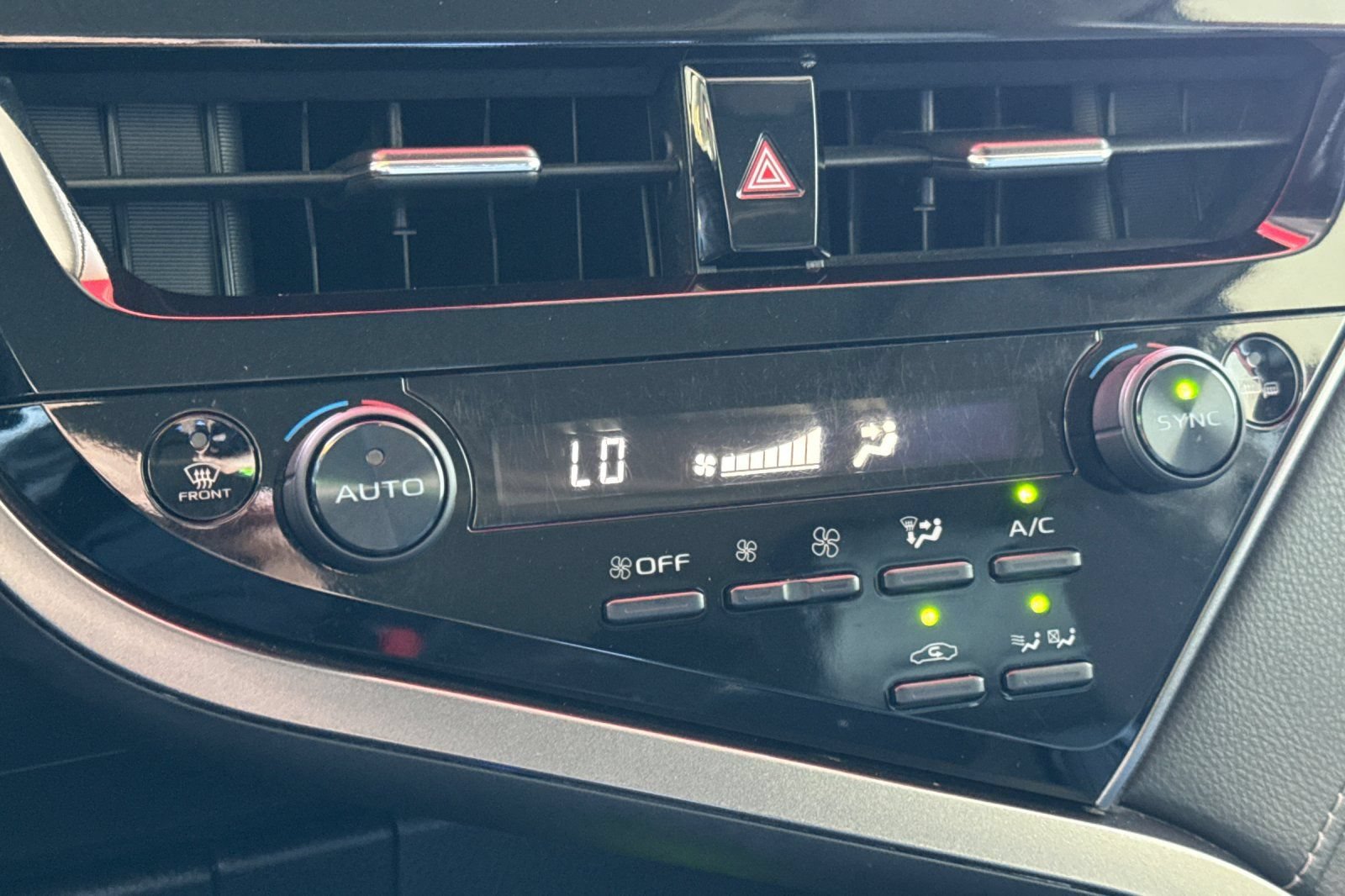 Certified 2022 Toyota Camry XSE w/ Navigation Upgrade Package FWD image 26
