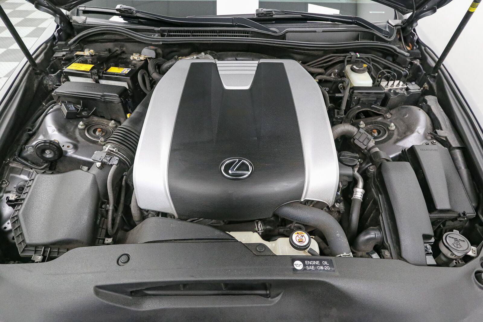 Used 2018 Lexus IS 300 AWD w/ Comfort Package image 13