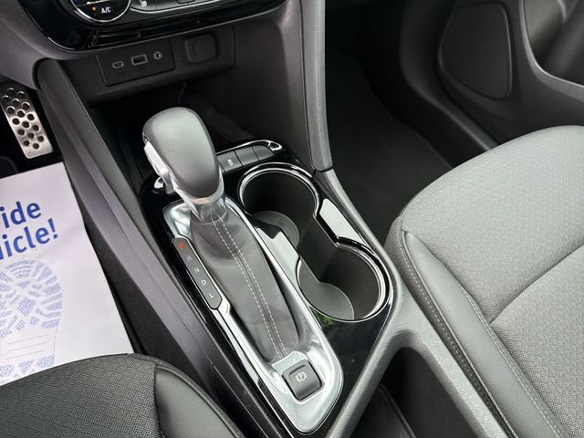 Used 2023 Buick Encore GX Select w/ Sport Touring Package FWD image 15