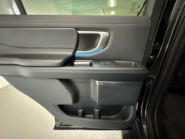 New 2026 Ford Expedition Platinum w/ Stealth Appearance Package image 10