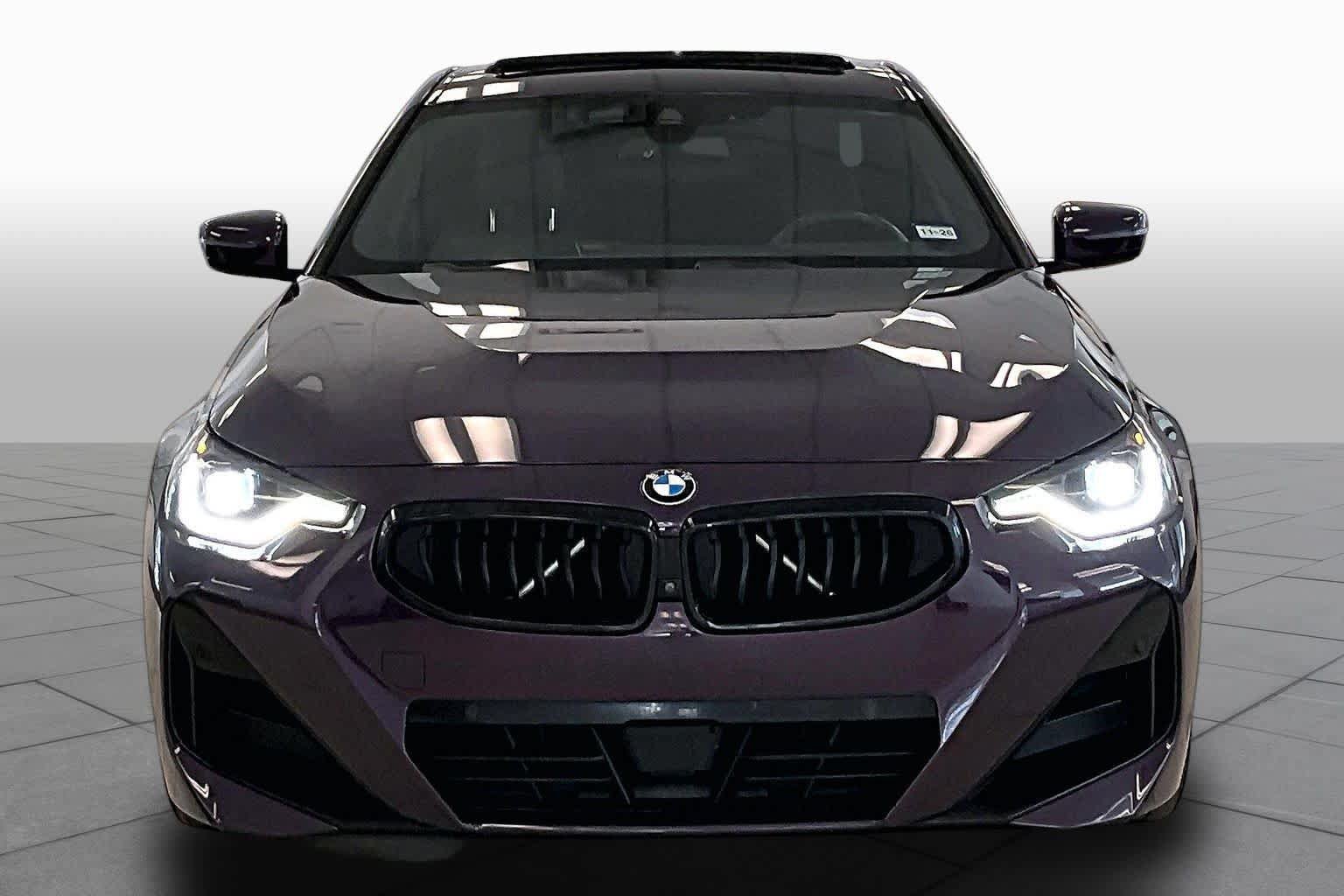 Used 2024 BMW 230i Coupe w/ Premium Package RWD image 3