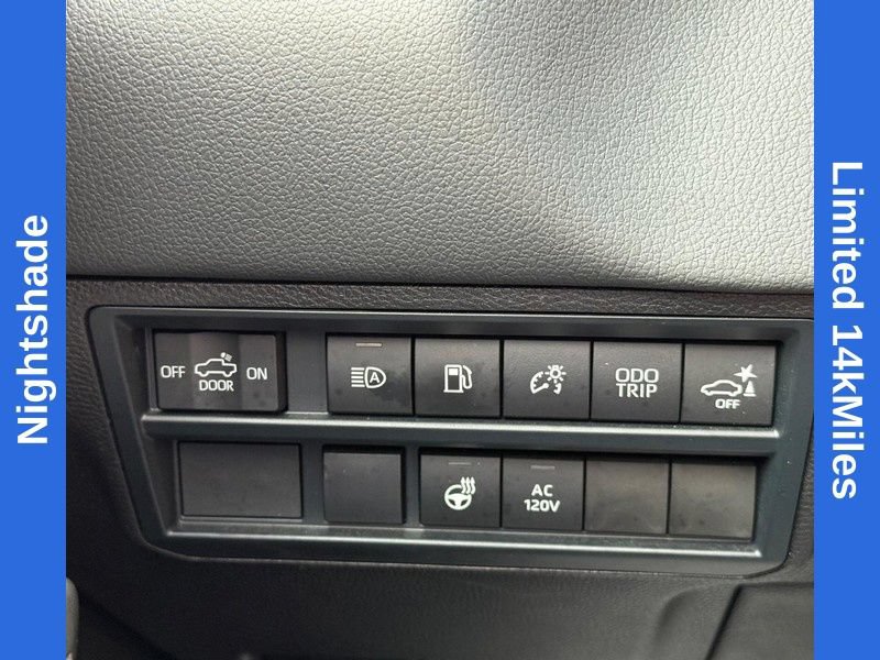 Used 2025 Toyota Tundra Limited AWD/4WD image 28