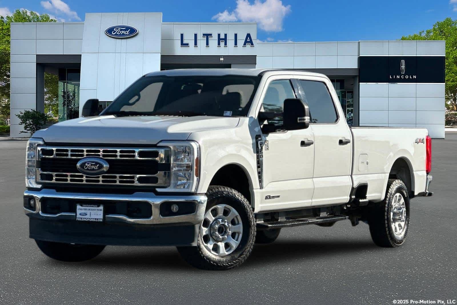 Used 2024 Ford F350 XLT image 1