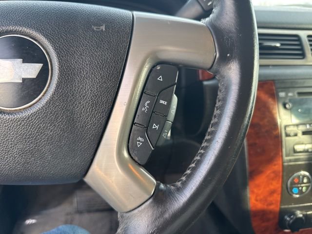 Used 2013 Chevrolet Suburban LT image 15