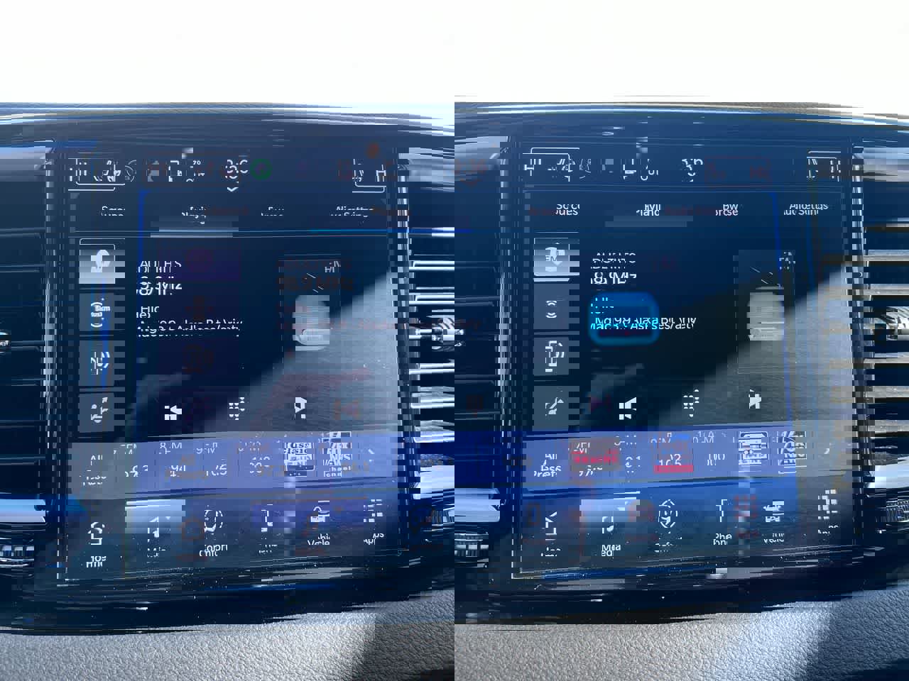 Used 2024 Chrysler Pacifica Touring-L image 16