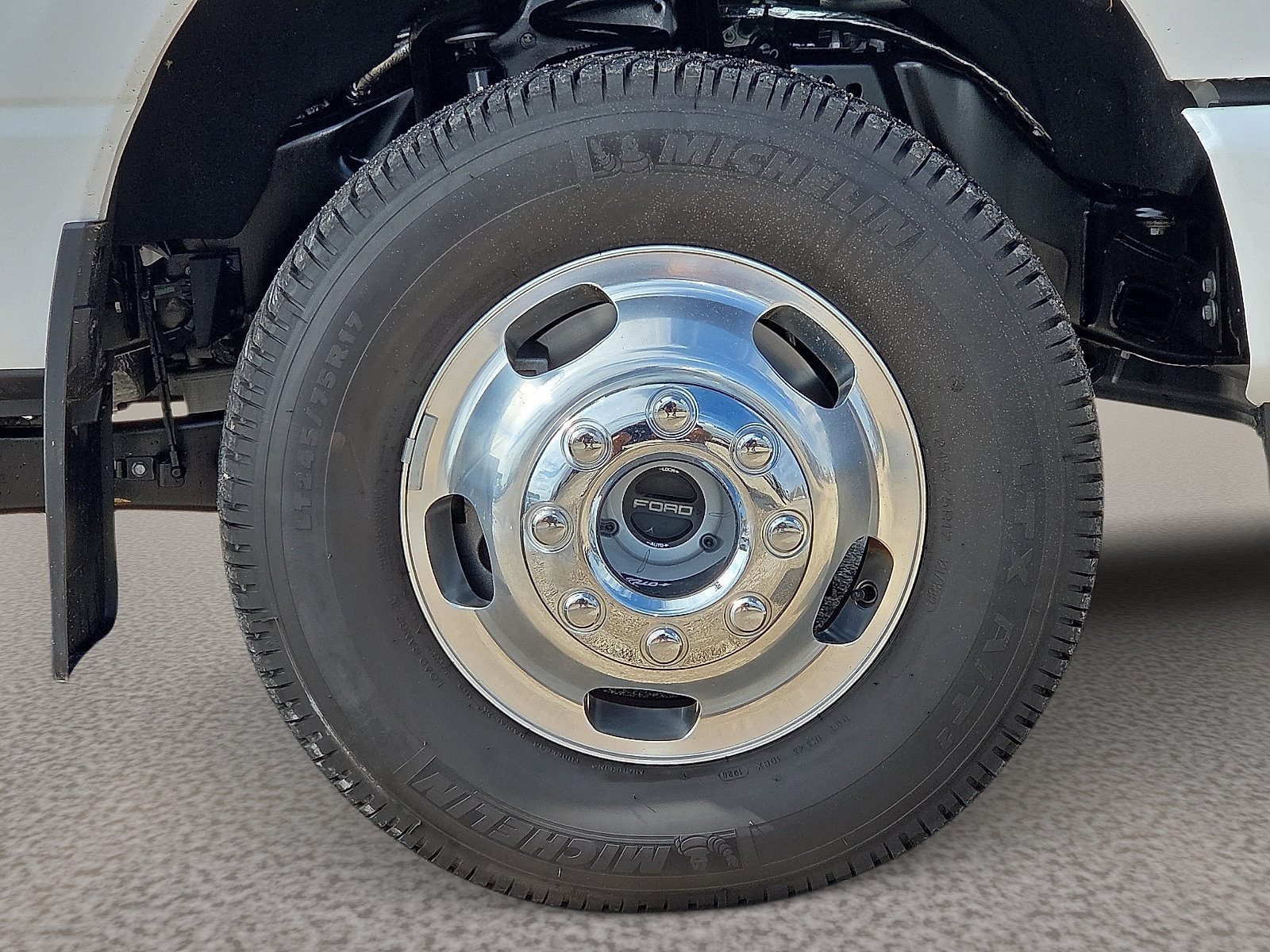 Used 2026 Ford F350 Platinum AWD/4WD image 7