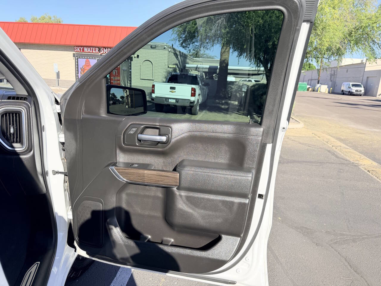 Used 2019 Chevrolet Silverado 1500 LT w/ All-Star Edition AWD/4WD image 31