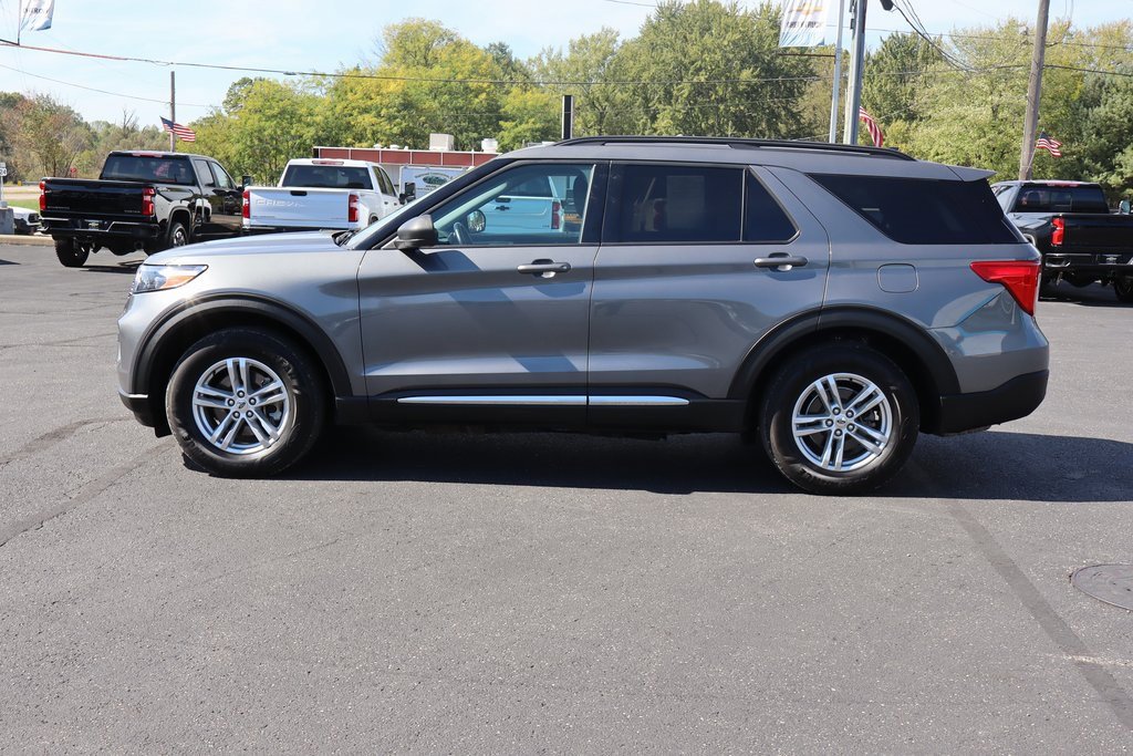 Used 2021 Ford Explorer XLT w/ Class III Trailer Tow Package image 30