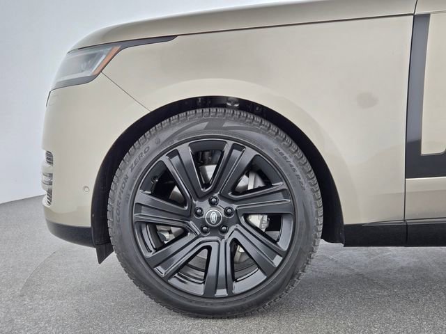 Certified 2023 Land Rover Range Rover SE AWD/4WD image 9