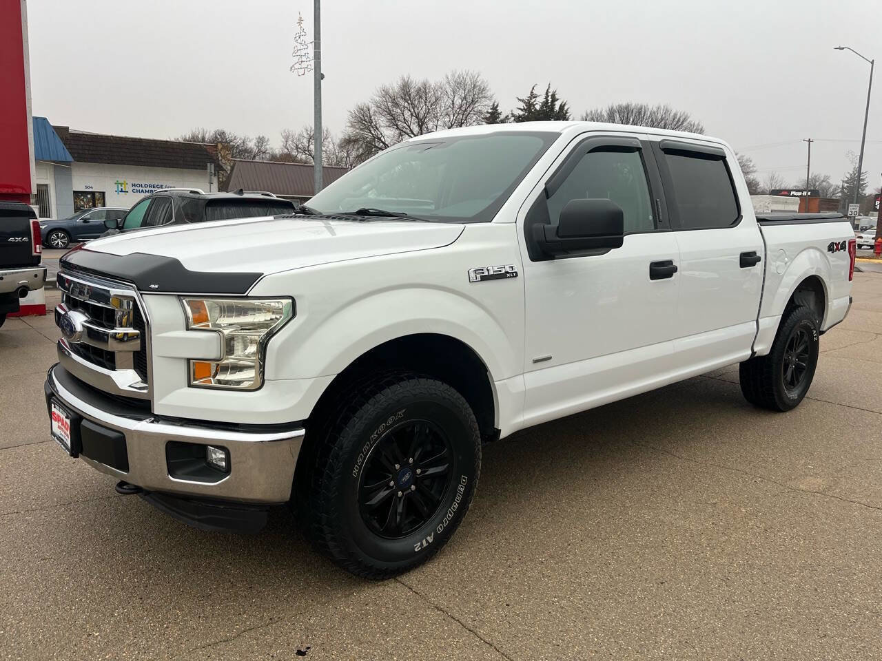 Used 2016 Ford F150 XLT w/ Trailer Tow Package image 2