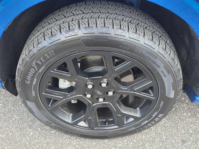 Used 2025 Ford Maverick Lobo AWD/4WD image 36