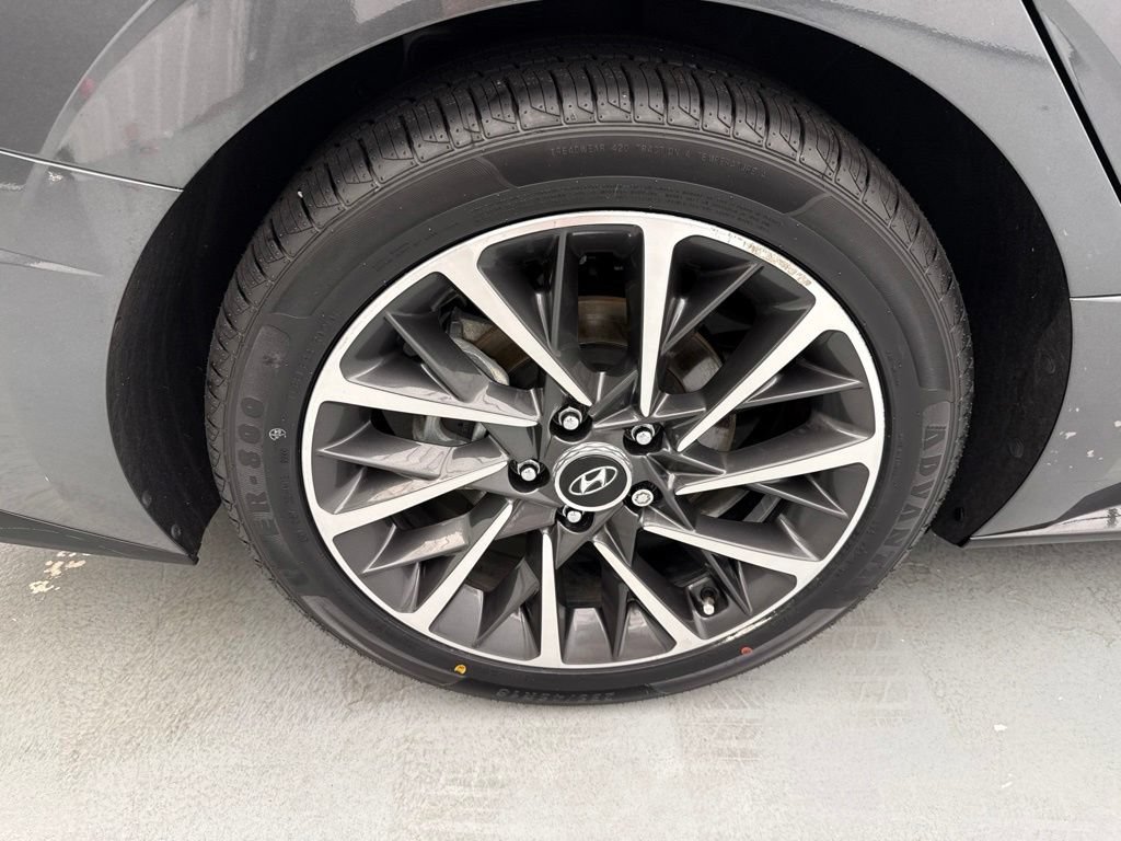 Used 2021 Hyundai Sonata Limited FWD image 12