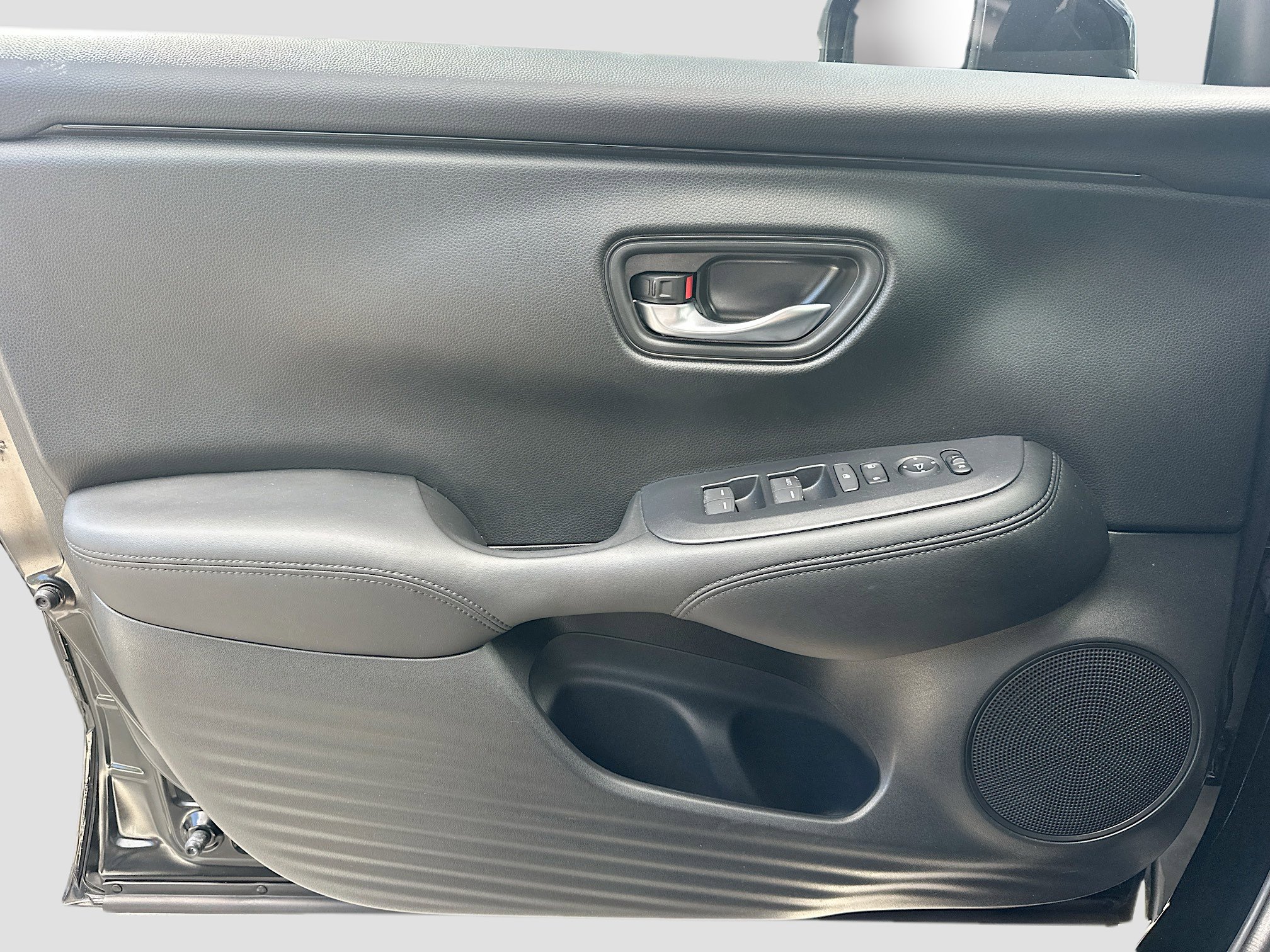 Used 2023 Honda HR-V LX image 15