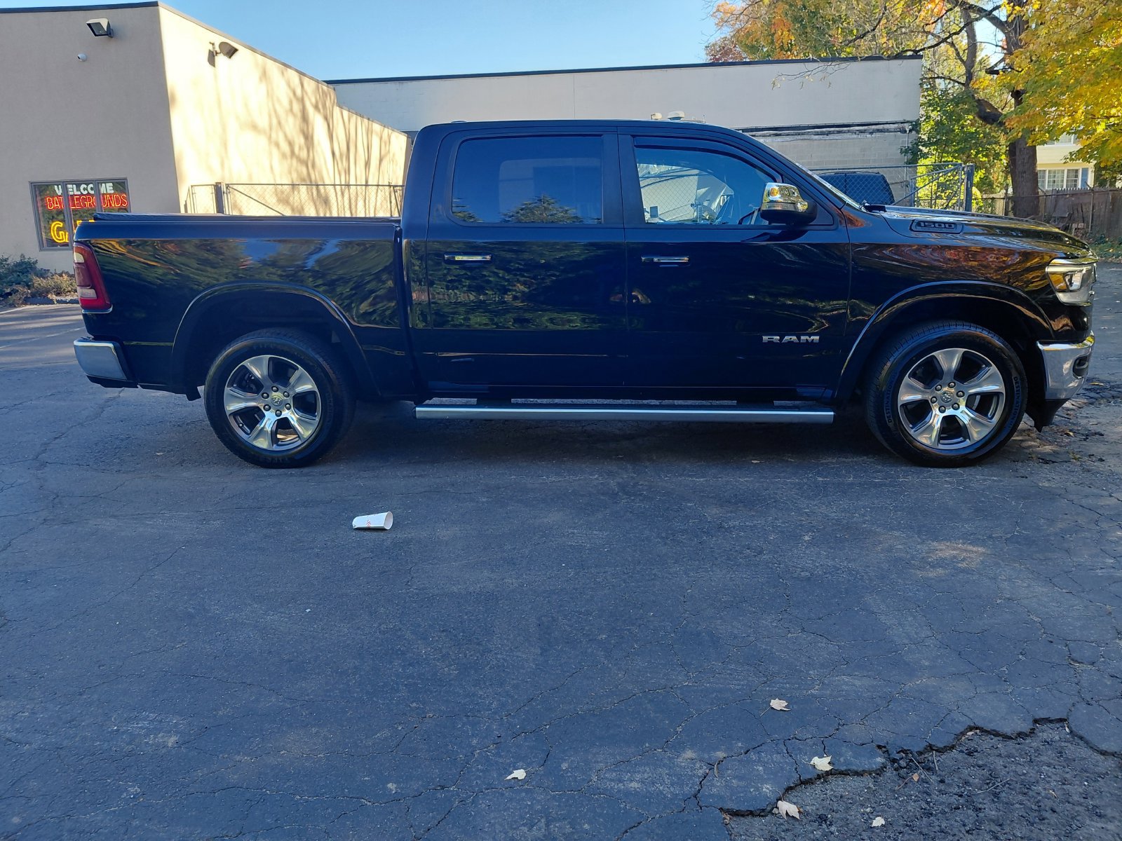 Used 2021 RAM 1500 Laramie AWD/4WD image 37