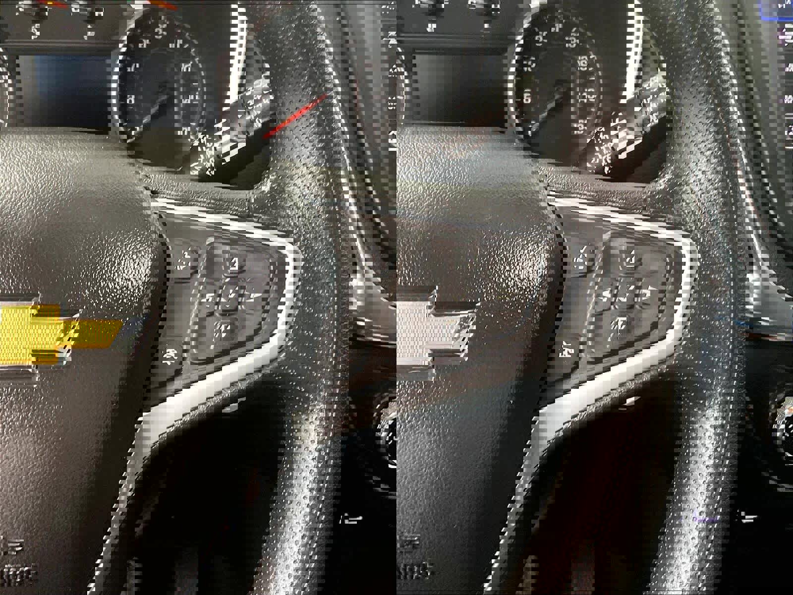 Used 2022 Chevrolet Equinox LT image 23