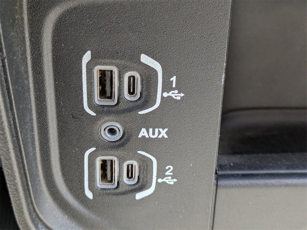 Used 2024 RAM 2500 Big Horn image 28