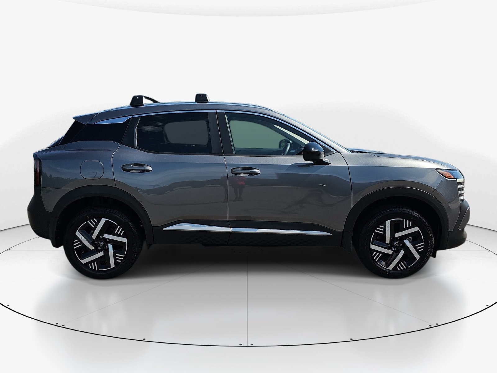 New 2027 Nissan Kicks SV FWD image 3