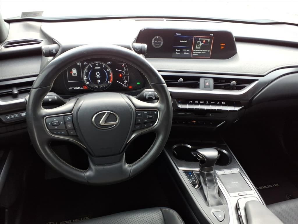 Used 2022 Lexus UX 200 w/ Premium Package image 23
