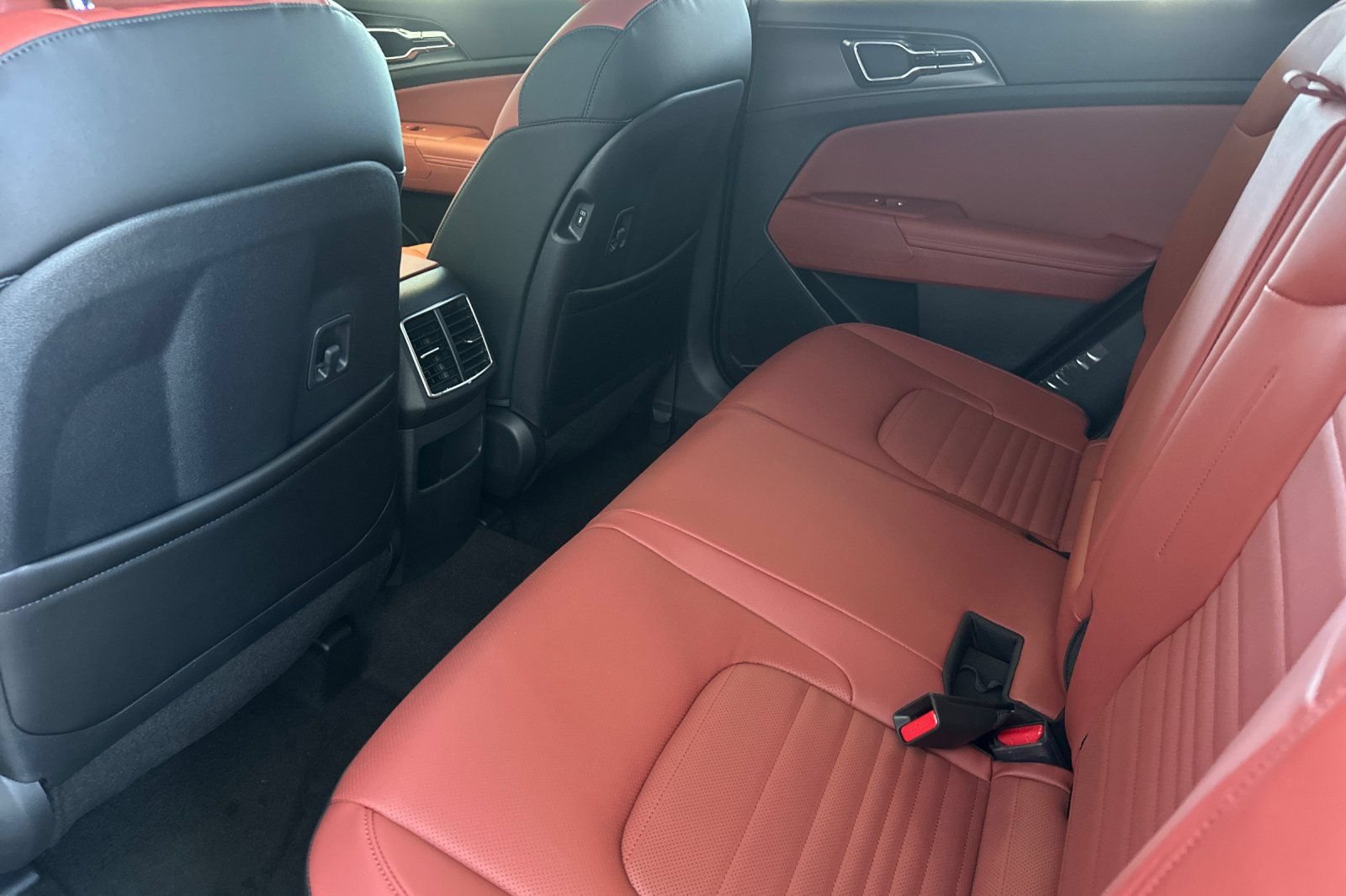 New 2026 Kia Sportage SX Prestige AWD/4WD image 12