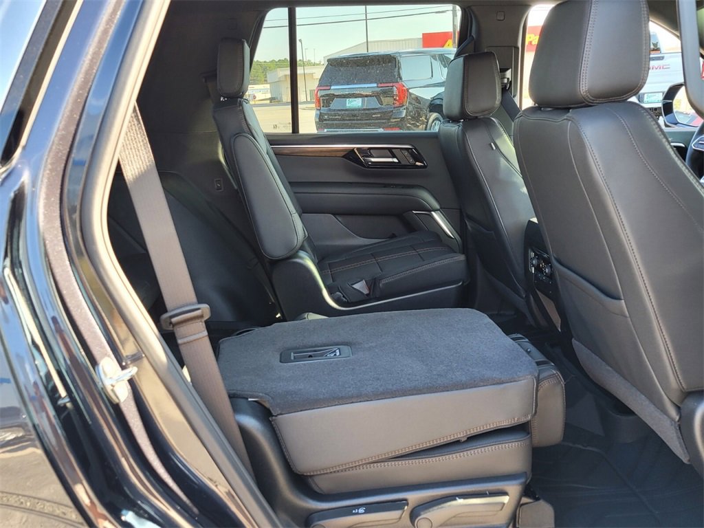 New 2025 Chevrolet Tahoe High Country image 13