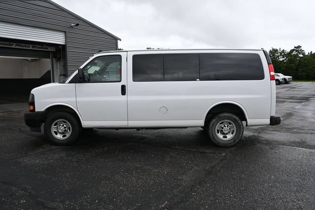 Used 2023 Chevrolet Express 3500 LS RWD image 8
