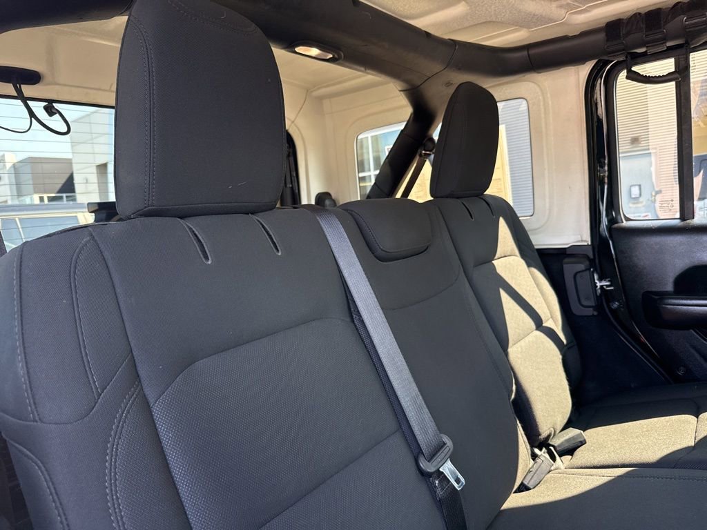 Used 2019 Jeep Wrangler Unlimited Sport S image 28