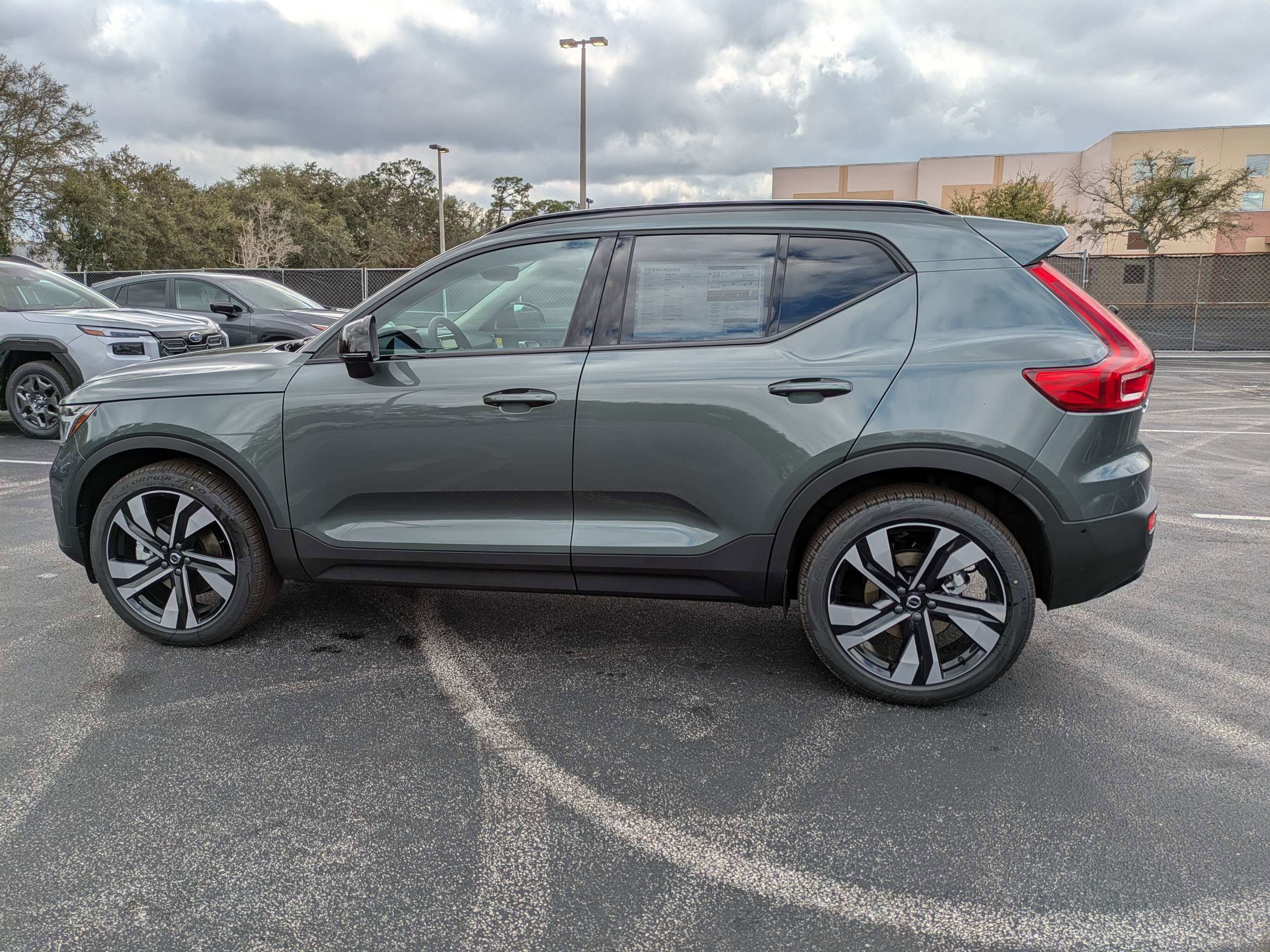 New 2026 Volvo XC40 B5 Ultra w/ Protection Package Premier image 7
