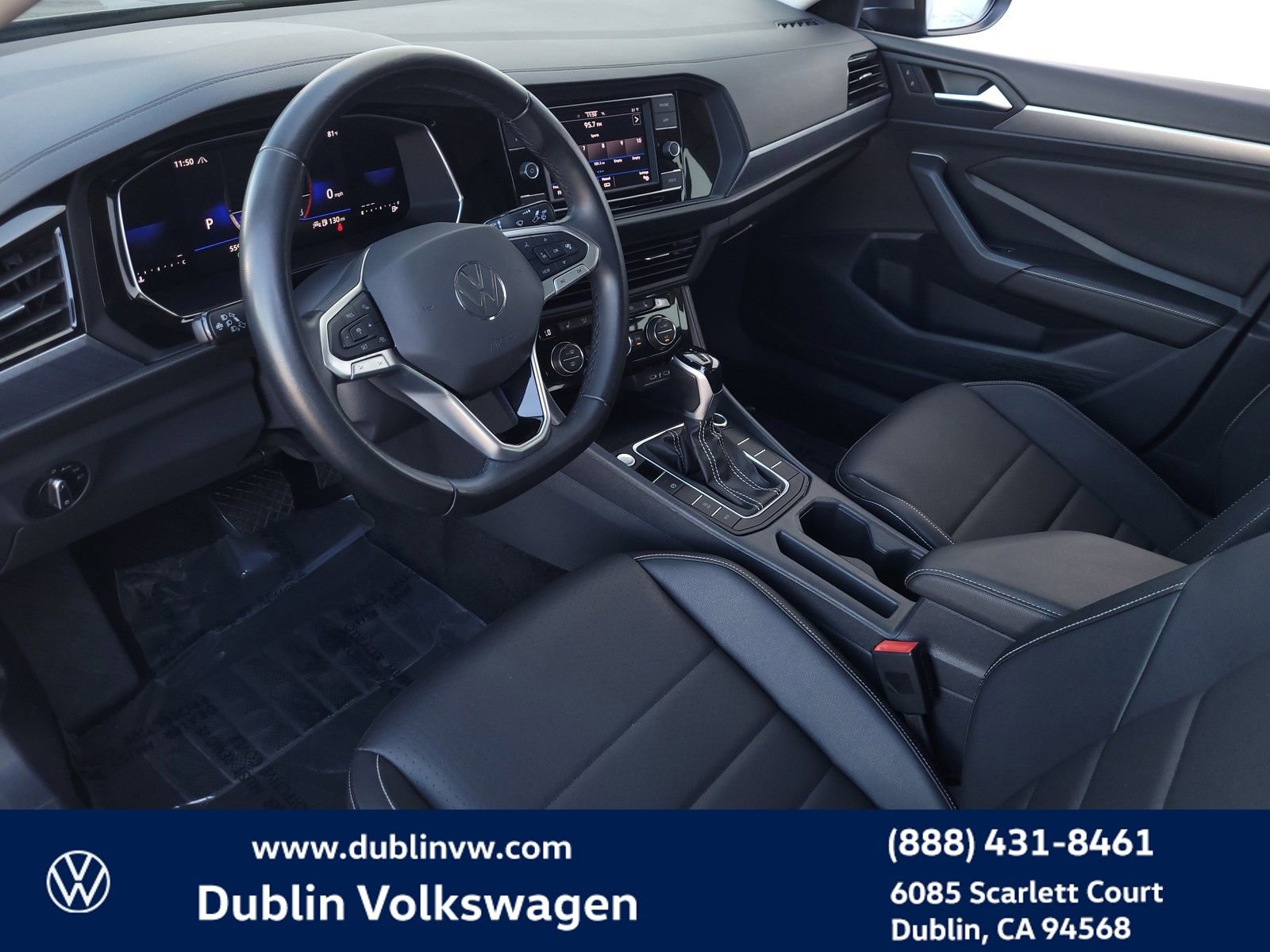 Used 2024 Volkswagen Jetta SE image 9