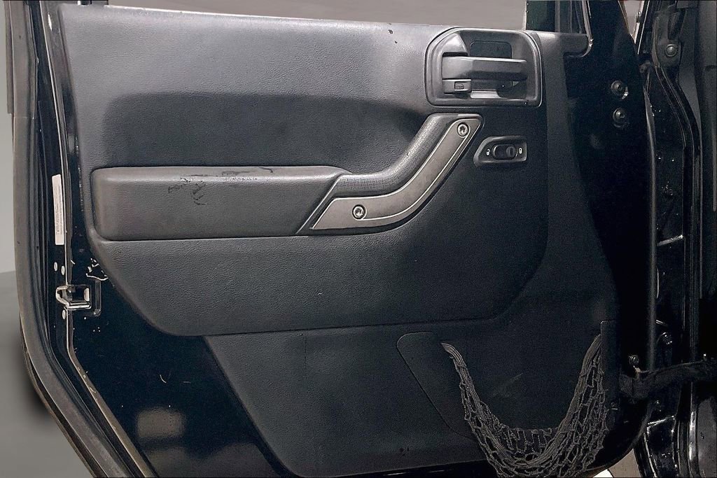 Used 2013 Jeep Wrangler Unlimited Sport image 19