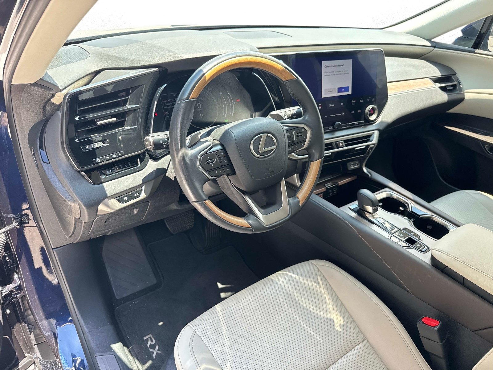 Used 2024 Lexus RX 350h w/ Accessory Package (Z1) AWD/4WD image 23