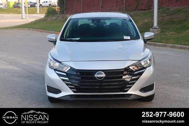 Certified 2024 Nissan Versa SV w/ Trunk Package FWD image 2