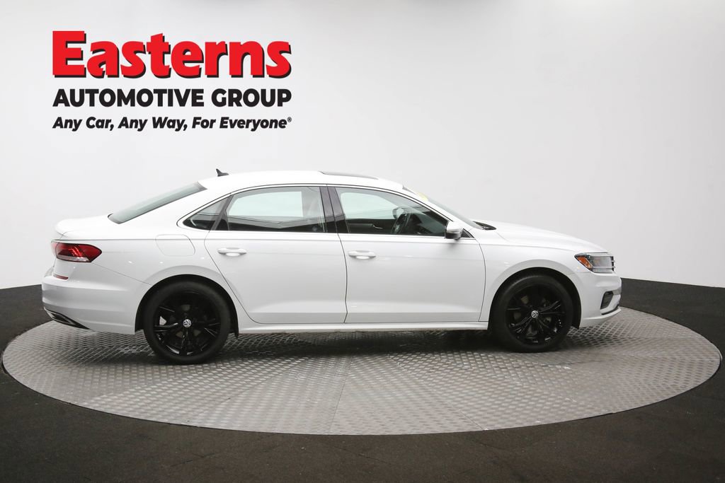 Used 2022 Volkswagen Passat 2.0T SE image 42