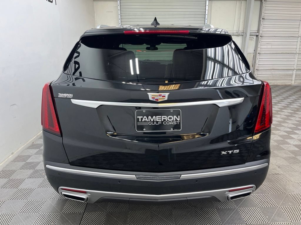 Used 2025 Cadillac XT5 Premium Luxury w/ LPO, Floor Liner Package FWD image 10