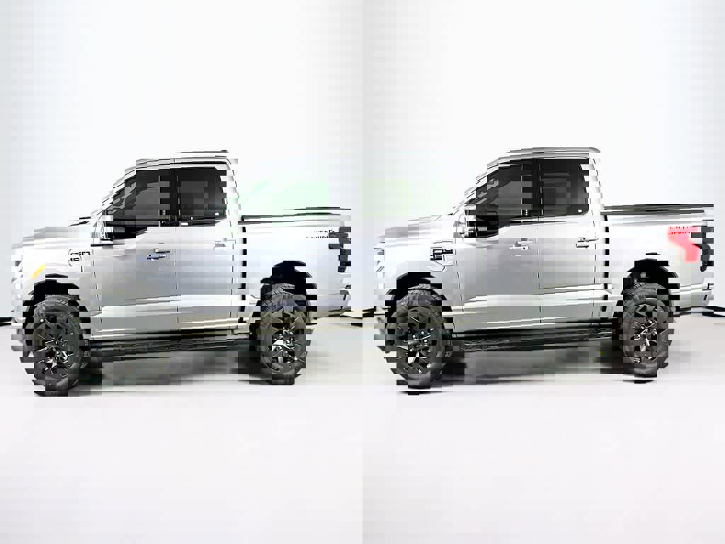 New 2025 Ford F150 Lightning Lariat AWD/4WD image 3