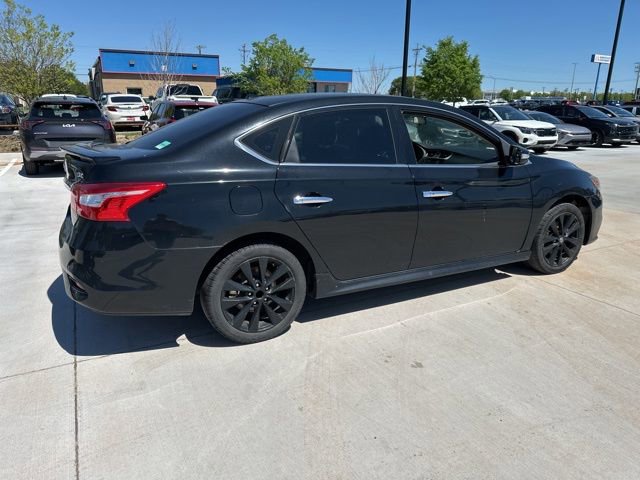 Used 2017 Nissan Sentra SR w/ SR Midnight Edition image 15