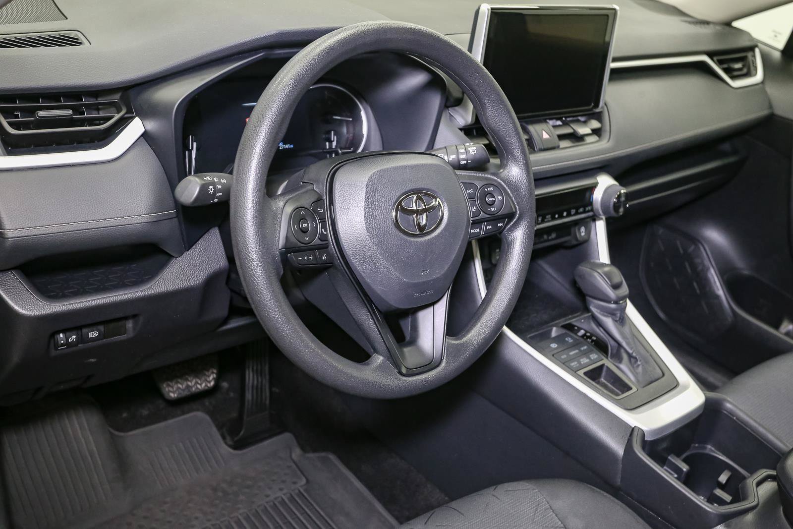Certified 2025 Toyota RAV4 XLE AWD/4WD image 23