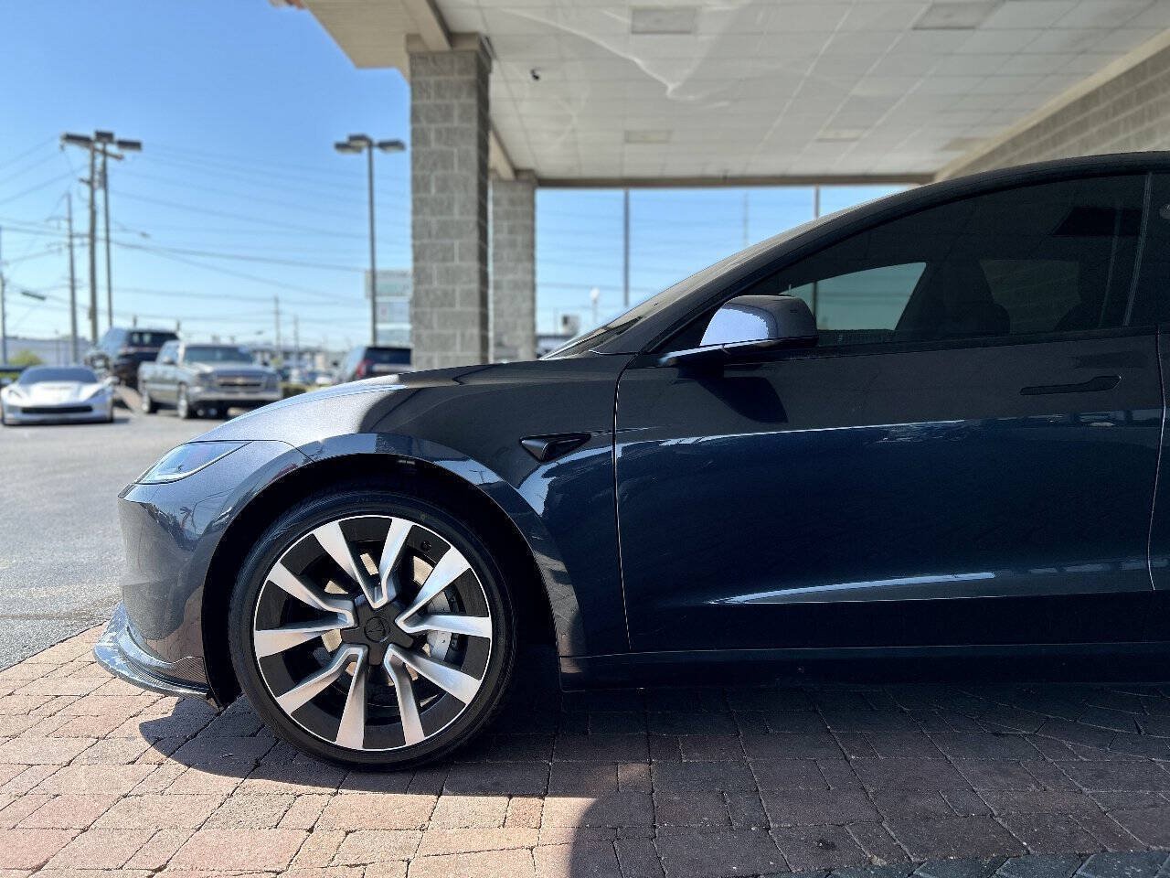 Used 2025 Tesla Model 3 RWD image 5