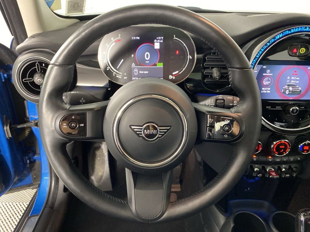 Certified 2023 MINI Cooper 4-Door Hardtop image 11