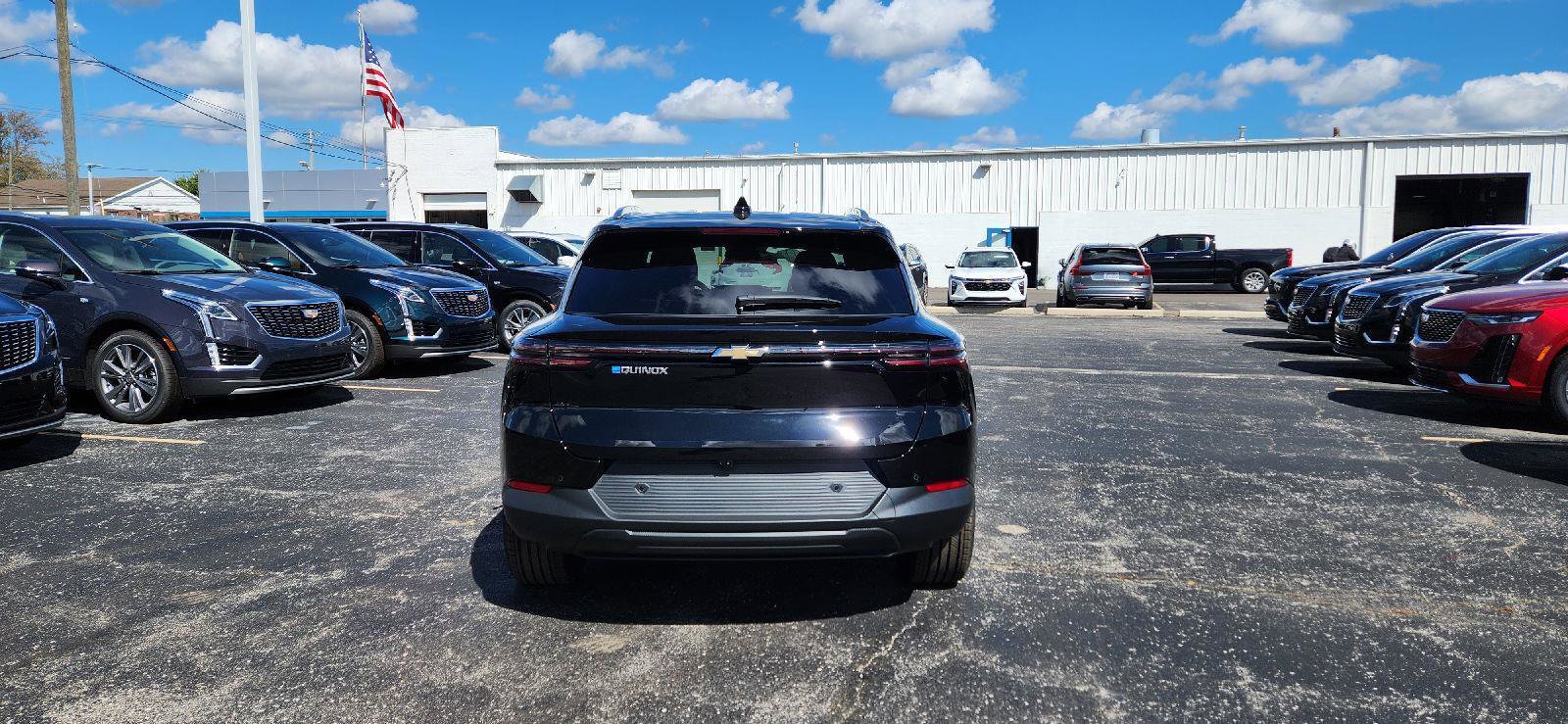 New 2026 Chevrolet Equinox EV LT image 6