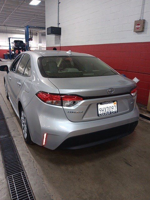 Certified 2023 Toyota Corolla LE image 2