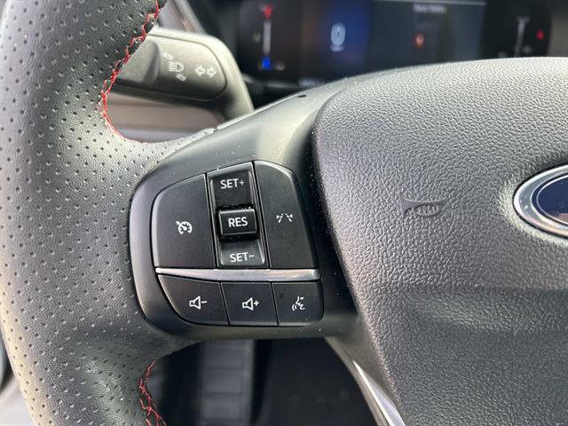 Used 2025 Ford Escape ST-Line image 24