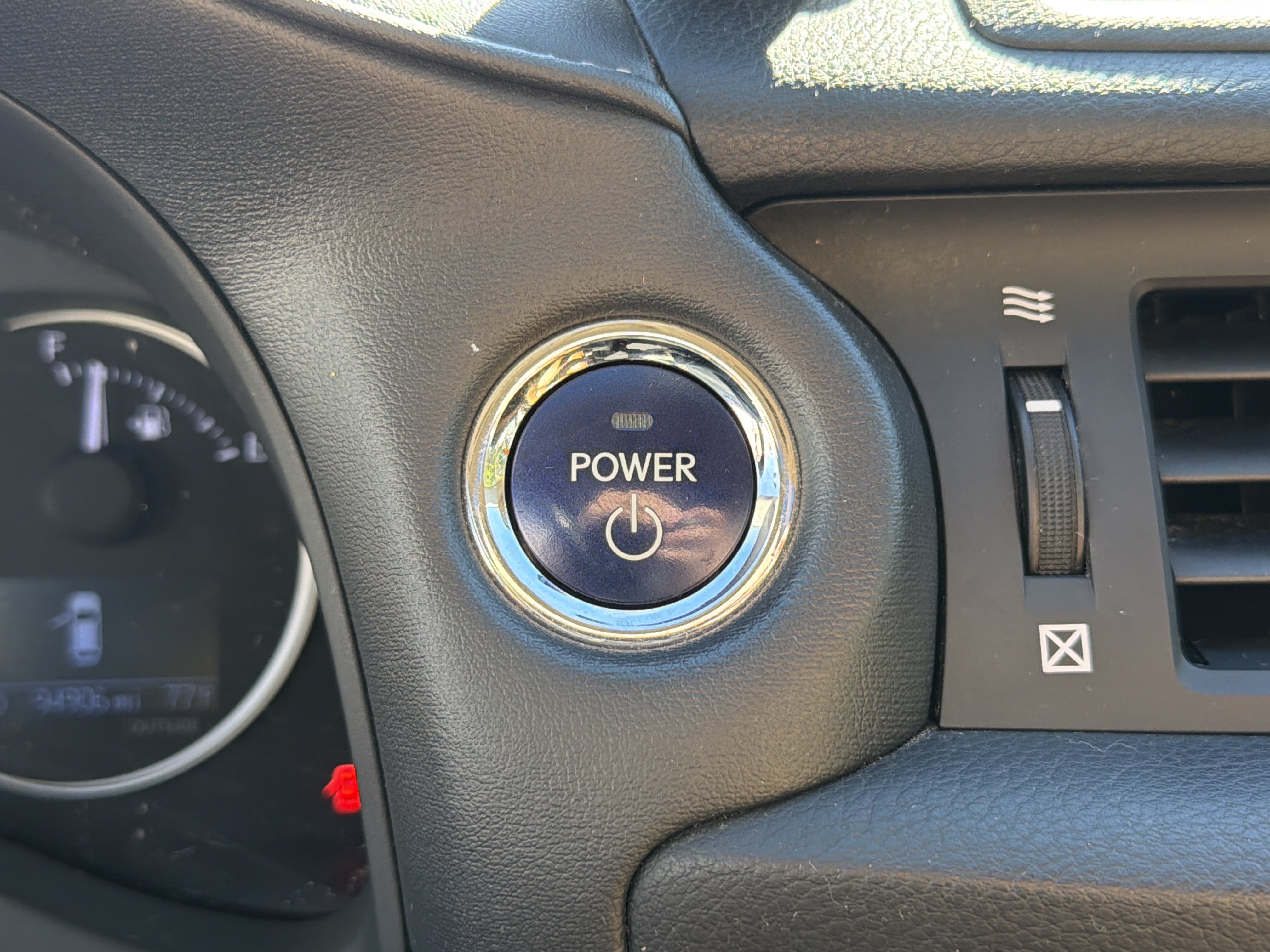 Used 2014 Lexus CT 200h FWD image 20