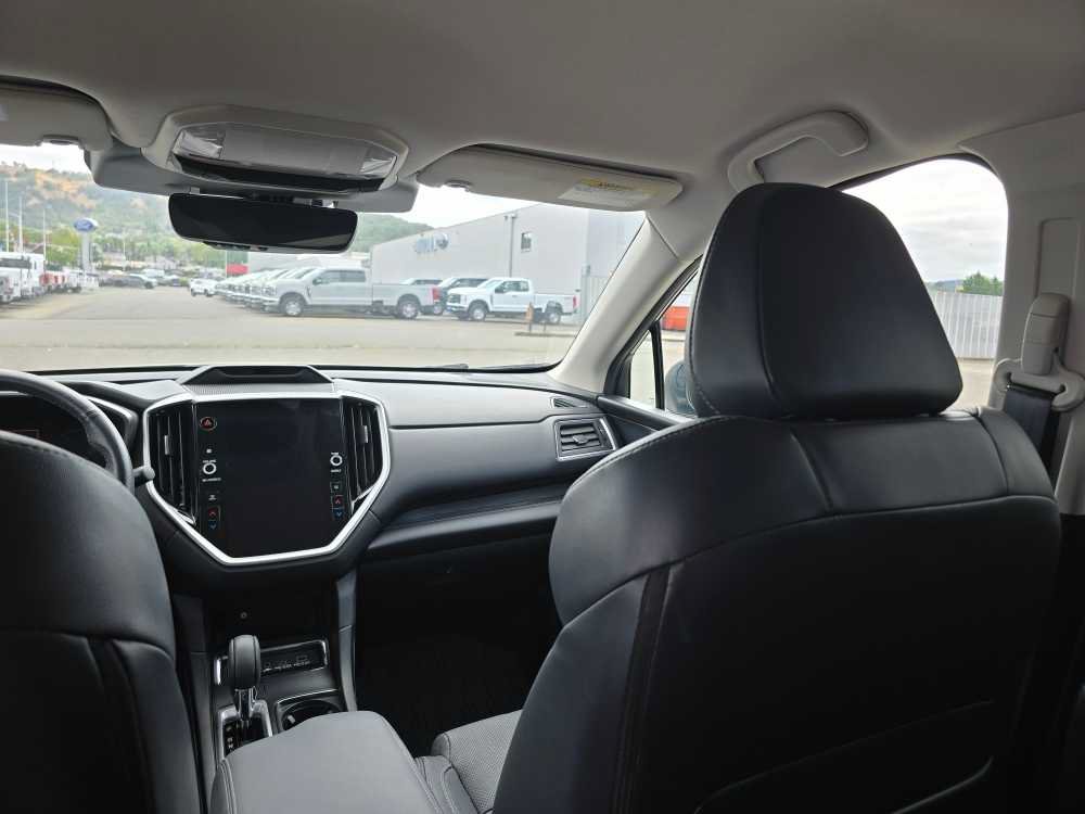 Used 2023 Subaru Ascent Limited AWD/4WD image 14