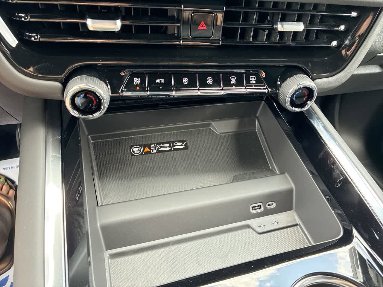 New 2026 Chevrolet Tahoe Premier AWD/4WD image 18