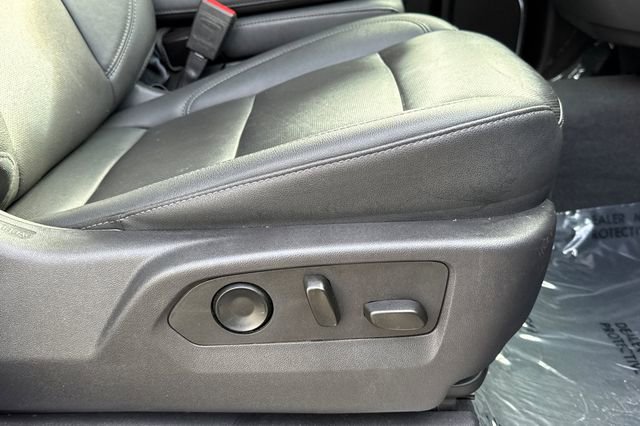Used 2024 GMC Sierra 1500 SLT AWD/4WD image 23