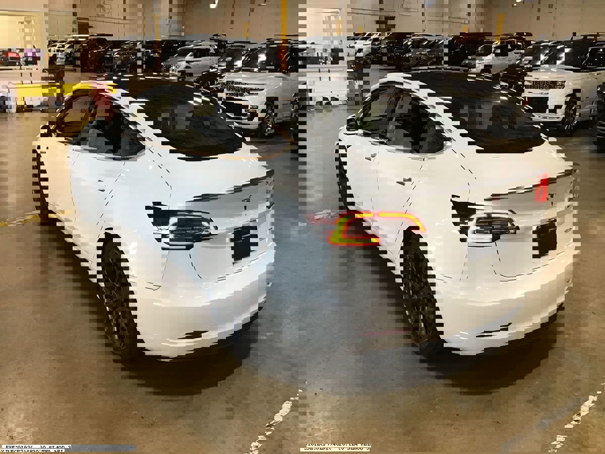Used 2020 Tesla Model 3 Performance image 3
