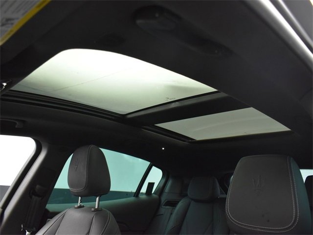 Used 2023 Maserati Grecale GT image 28