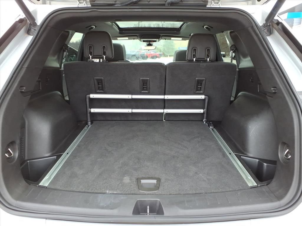 Used 2019 Chevrolet Blazer Premier w/ Sun and Wheels Package image 14